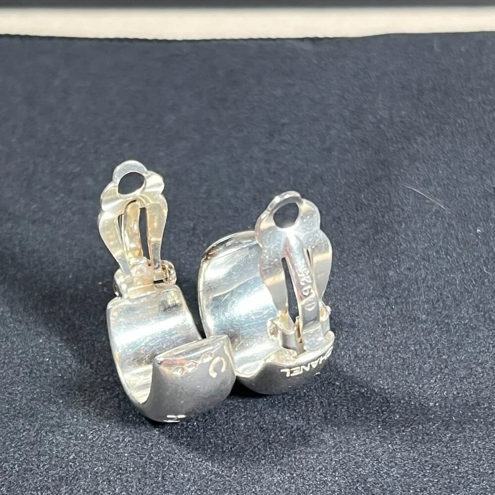 Chanel Vintage 925 Sterling Silver Logo Huggie Clip On Earrings Authentic READ‎